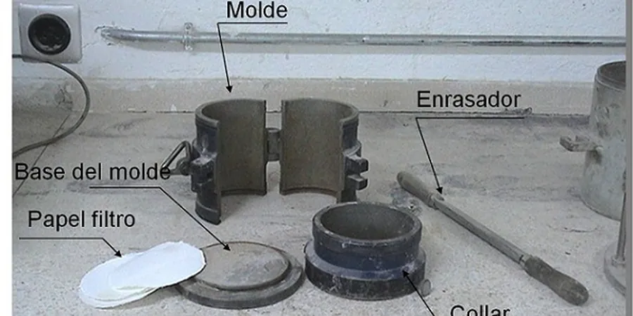 Ensayo Proctor para Control de Compactación en Suelos de Tlaquepaque